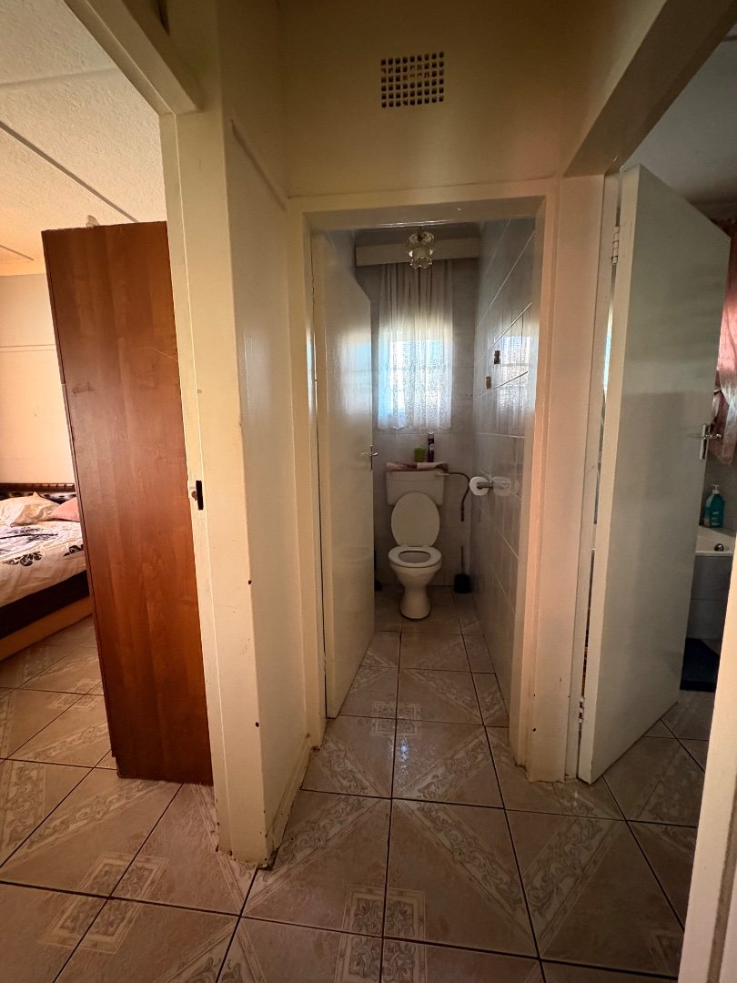 5 Bedroom Property for Sale in Stilfontein Ext 3 North West